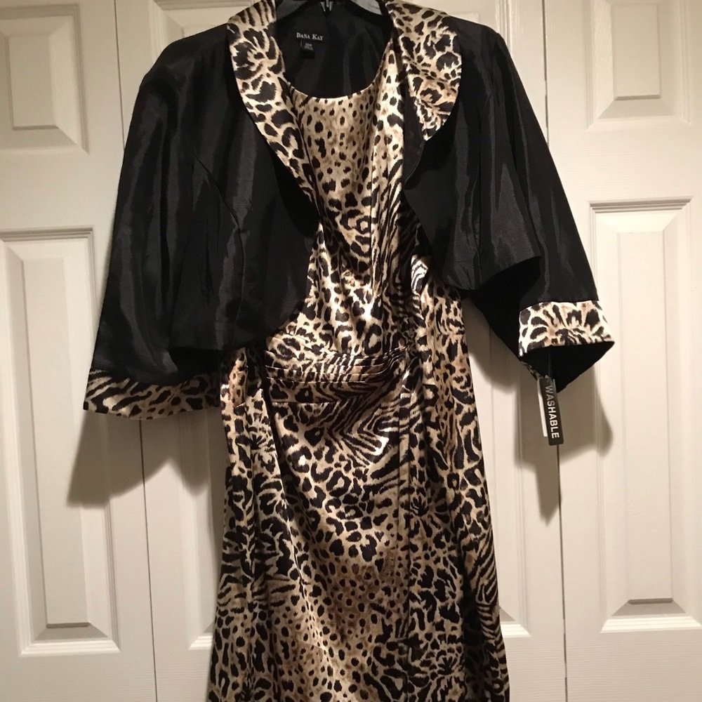 Plus Size Cheetah Print Cocktail Dress/Jacket.